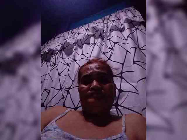VelvetRose1 webcam