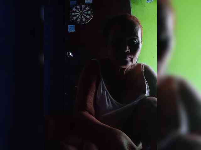 VelvetRose1 webcam