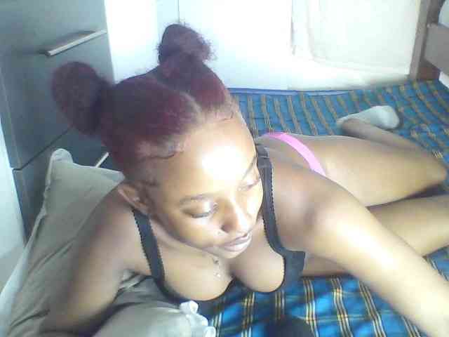 Naughtylittleprincess webcam