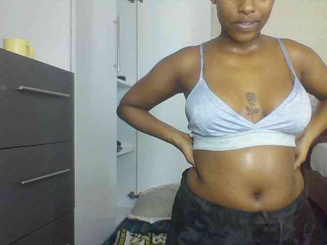 Naughtylittleprincess webcam