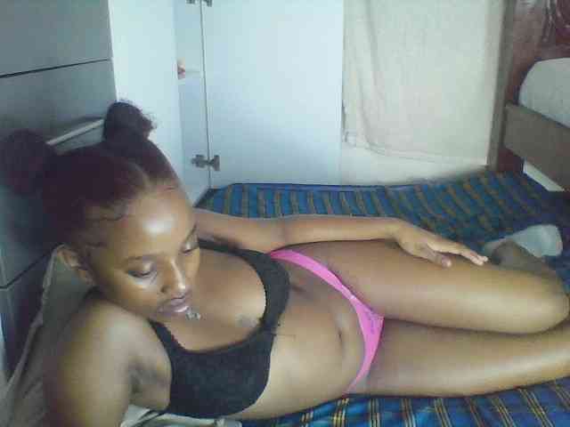 Naughtylittleprincess webcam