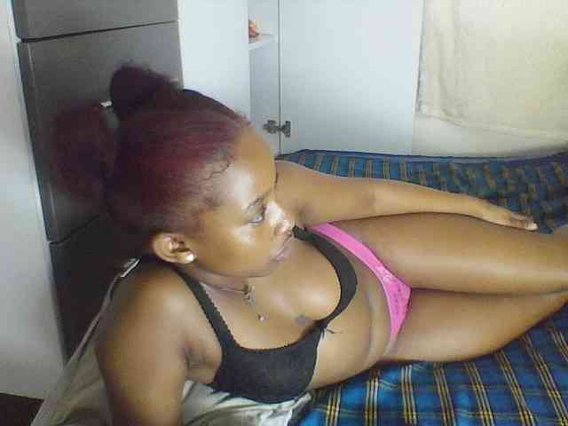 Naughtylittleprincess webcam