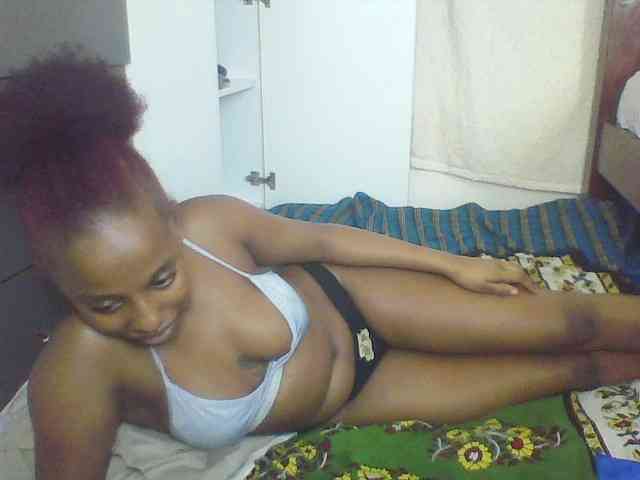 Naughtylittleprincess webcam