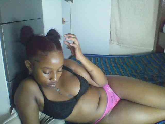 Naughtylittleprincess webcam