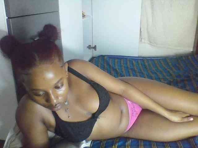 Naughtylittleprincess webcam