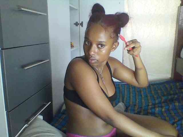 Naughtylittleprincess webcam