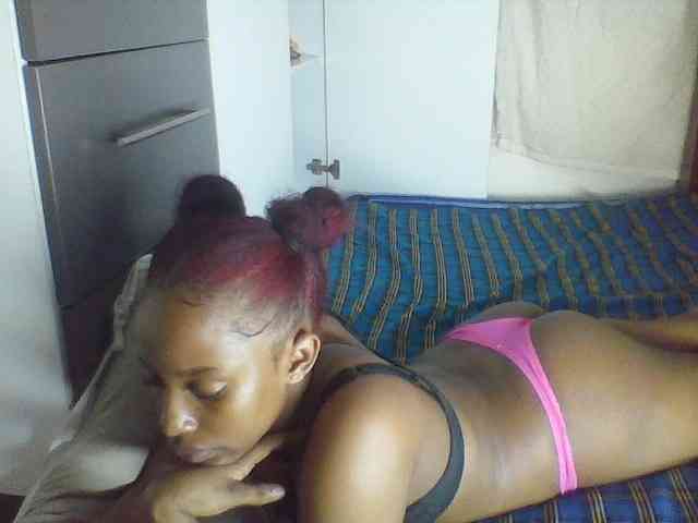 Naughtylittleprincess webcam