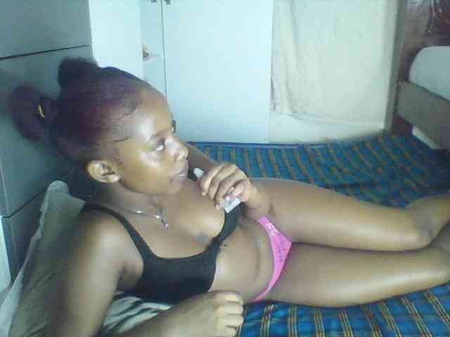 Naughtylittleprincess webcam