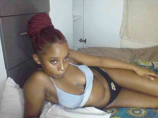 Naughtylittleprincess's webcam live show