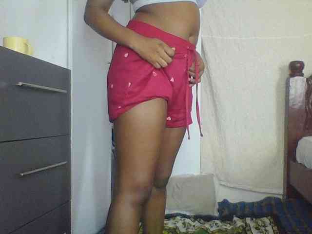 Naughtylittleprincess webcam