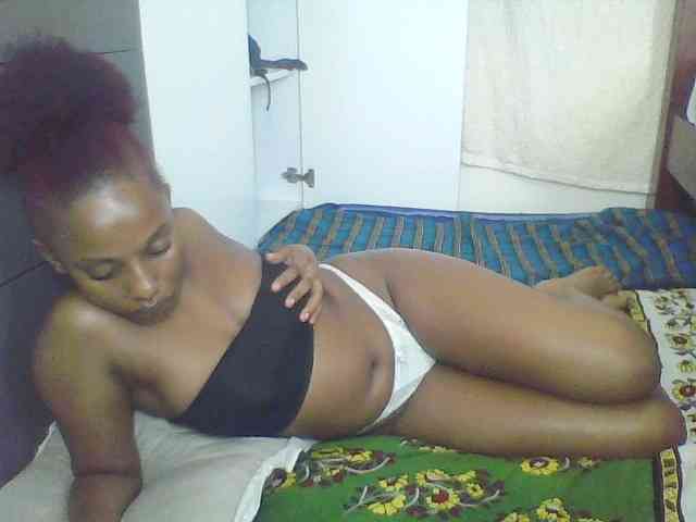 Naughtylittleprincess webcam