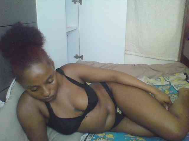 Naughtylittleprincess webcam