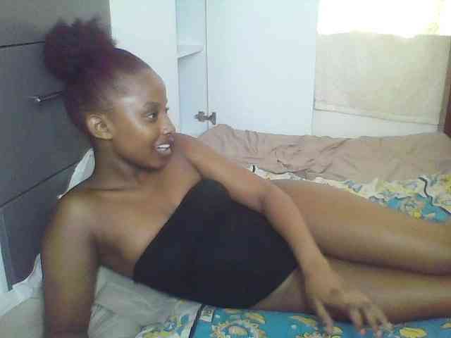 Naughtylittleprincess webcam