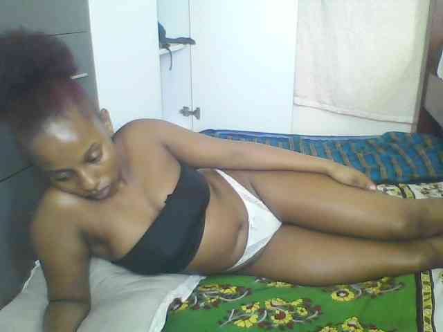 Naughtylittleprincess webcam