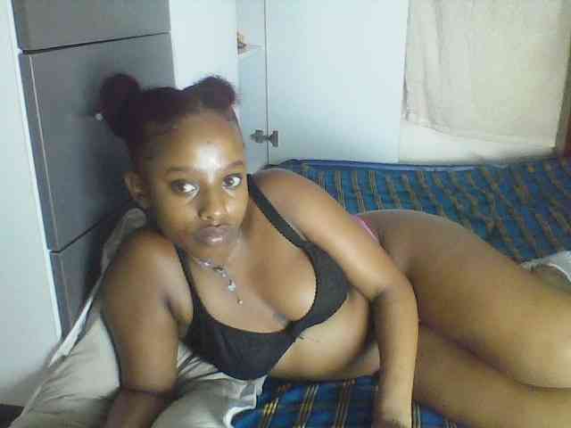 Naughtylittleprincess webcam