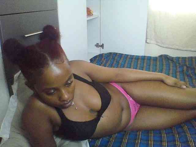 Naughtylittleprincess webcam