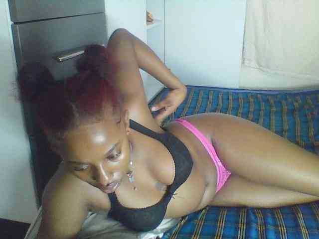 Naughtylittleprincess webcam