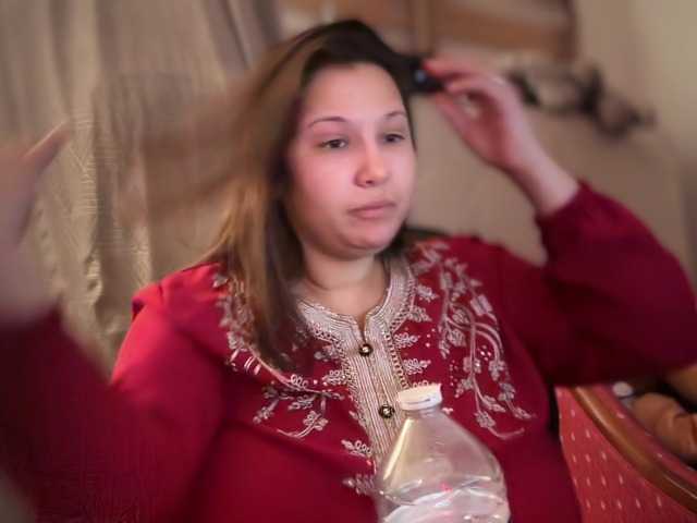 Minettesexy24's BongaCams show and profile