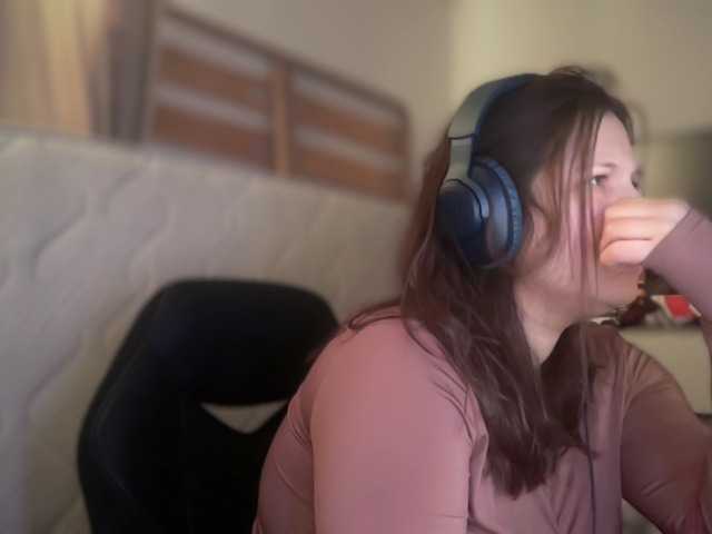 Minettesexy24's BongaCams show and profile