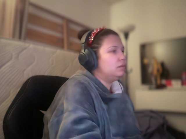 Minettesexy24's BongaCams show and profile
