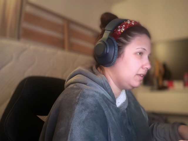 Minettesexy24's BongaCams show and profile