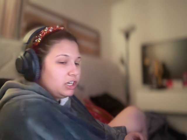 Minettesexy24's BongaCams show and profile