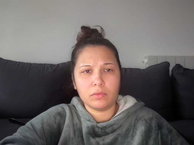 Minettesexy24 webcam bongacams model stream image