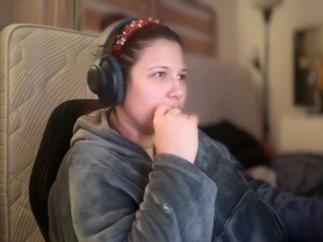 Minettesexy24's BongaCams show and profile