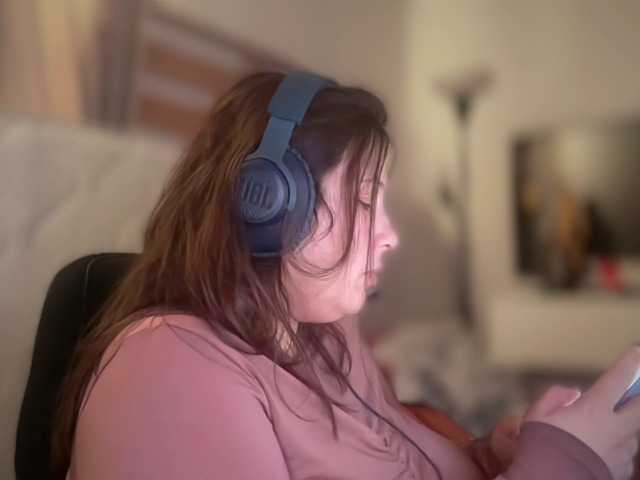 Minettesexy24's BongaCams show and profile