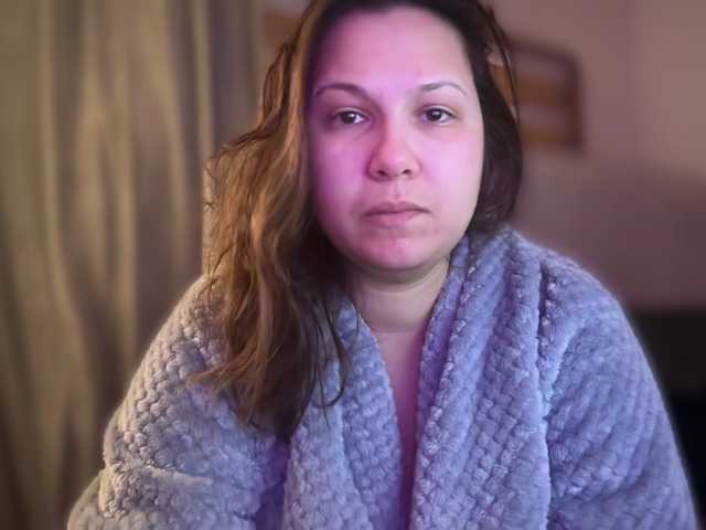 Minettesexy24's BongaCams show and profile