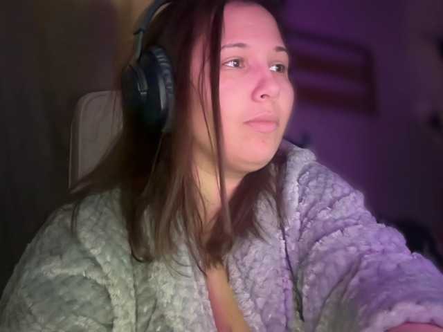 Minettesexy24's BongaCams show and profile