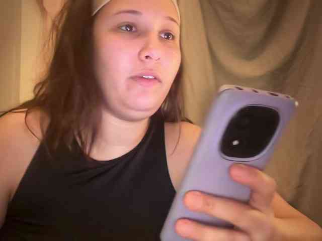 Minettesexy24 webcam