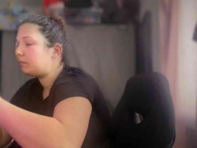 Minettesexy24 webcam