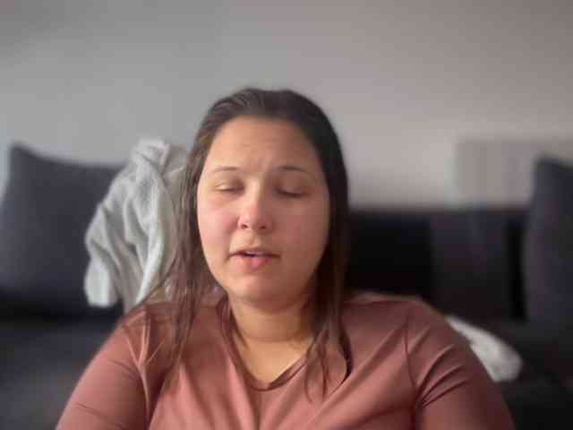 Minettesexy24 webcam