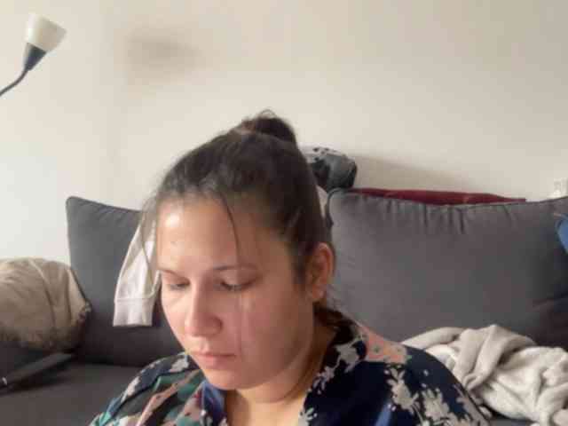 Minettesexy24 webcam