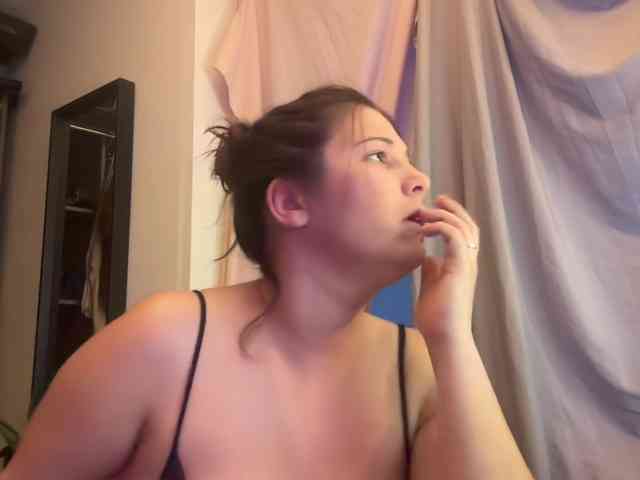 Minettesexy24 webcam