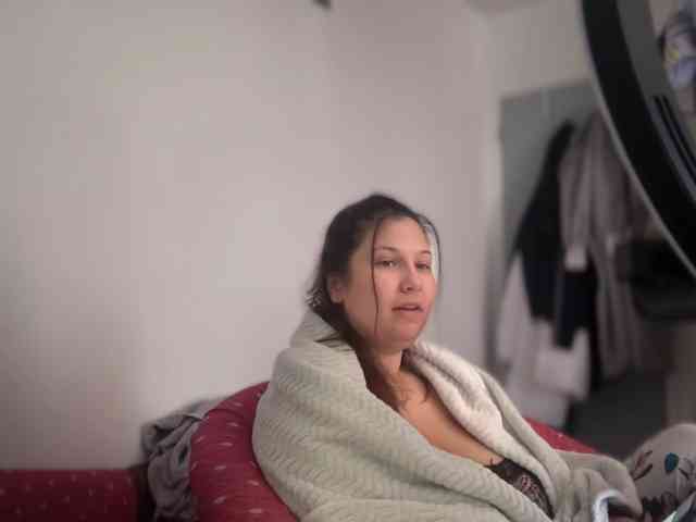 Minettesexy24 webcam