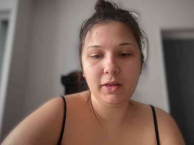 Minettesexy24 Live Webcam on BongaCams