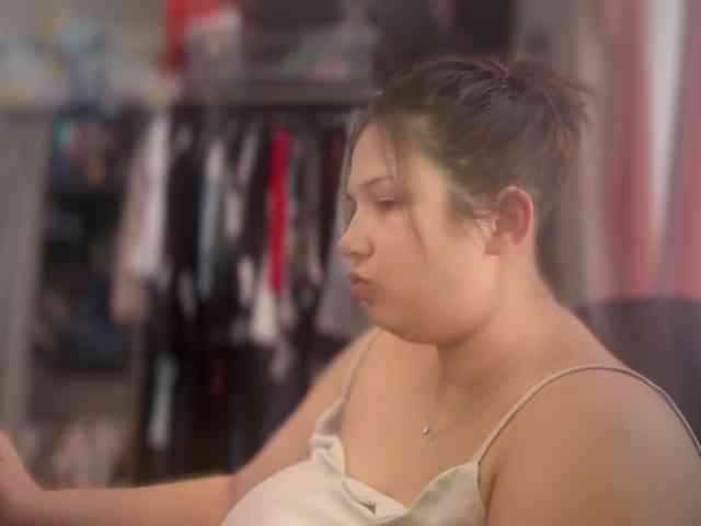 Minettesexy24 webcam