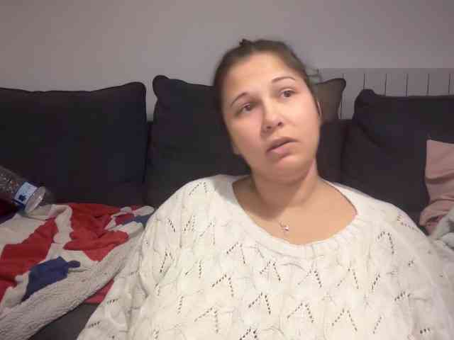 Minettesexy24 webcam