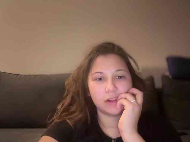 Minettesexy24 webcam