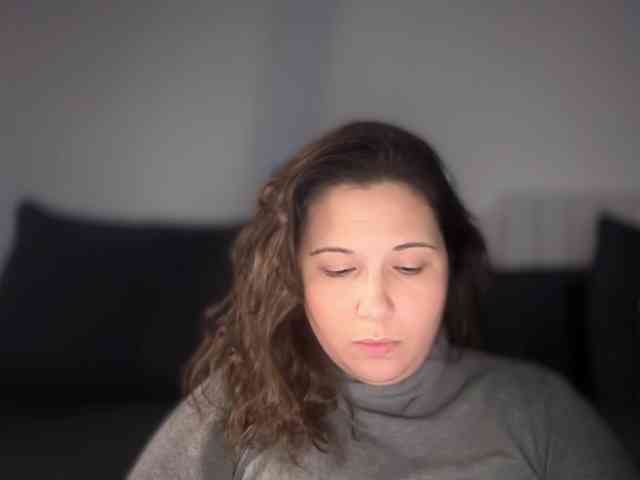 Minettesexy24 webcam