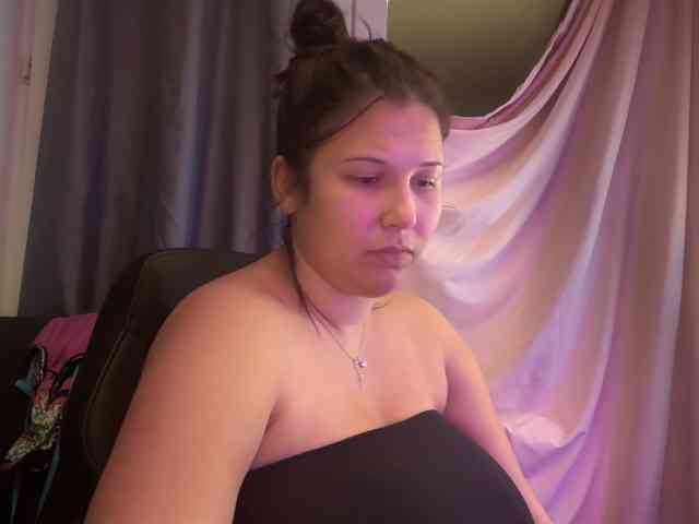 Minettesexy24 webcam
