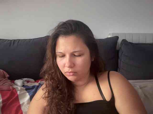 Minettesexy24 webcam