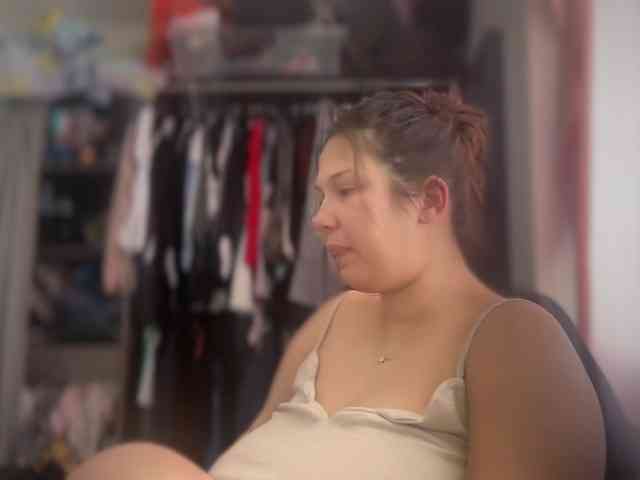 Minettesexy24 webcam