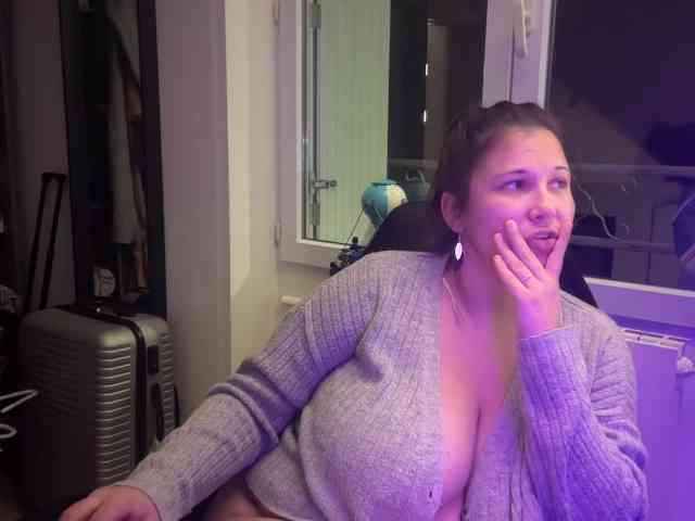 Minettesexy24 webcam