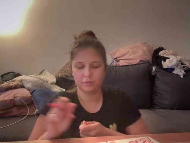 Minettesexy24 webcam
