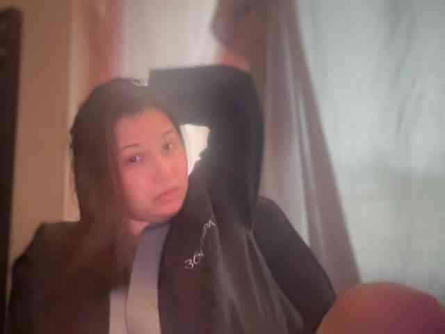 Minettesexy24 webcam