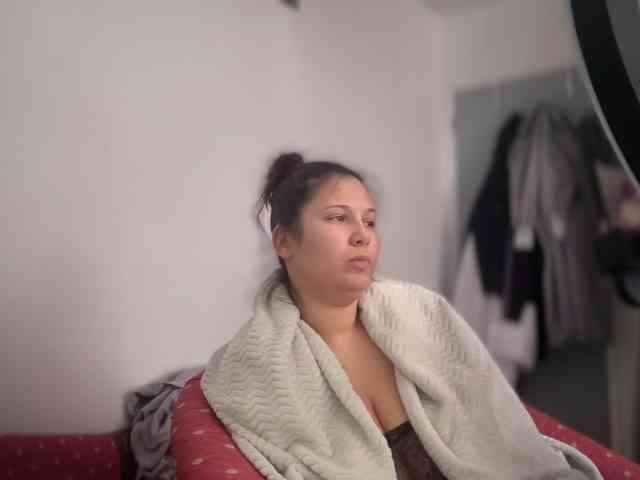 Minettesexy24 webcam