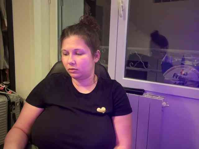 Minettesexy24 webcam